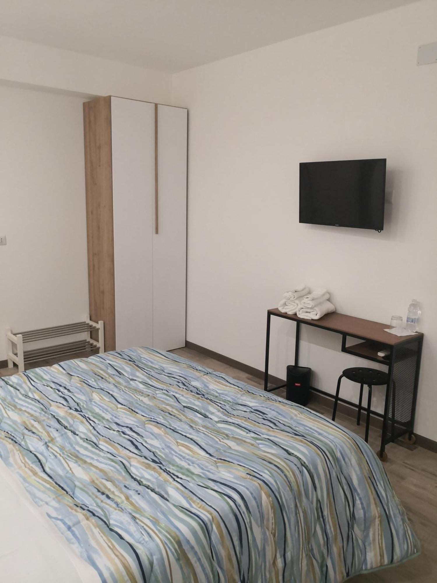 Civico 1 Apartment Valguarnera Caropepe Ruang foto